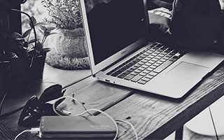 公牛官方：杰伦·史密斯、杰登·艾维因伤赛季报销